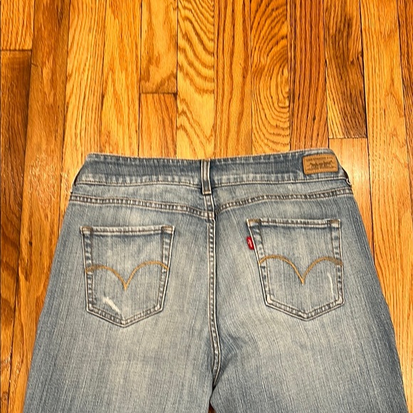 Women's Levi’s  Blue Jeans Size 12 5- Pocket Double Button Zipper Front - Picture 8 of 11